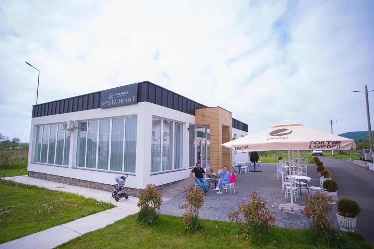 Green Garden Resort Cicirlau Bagian luar foto
