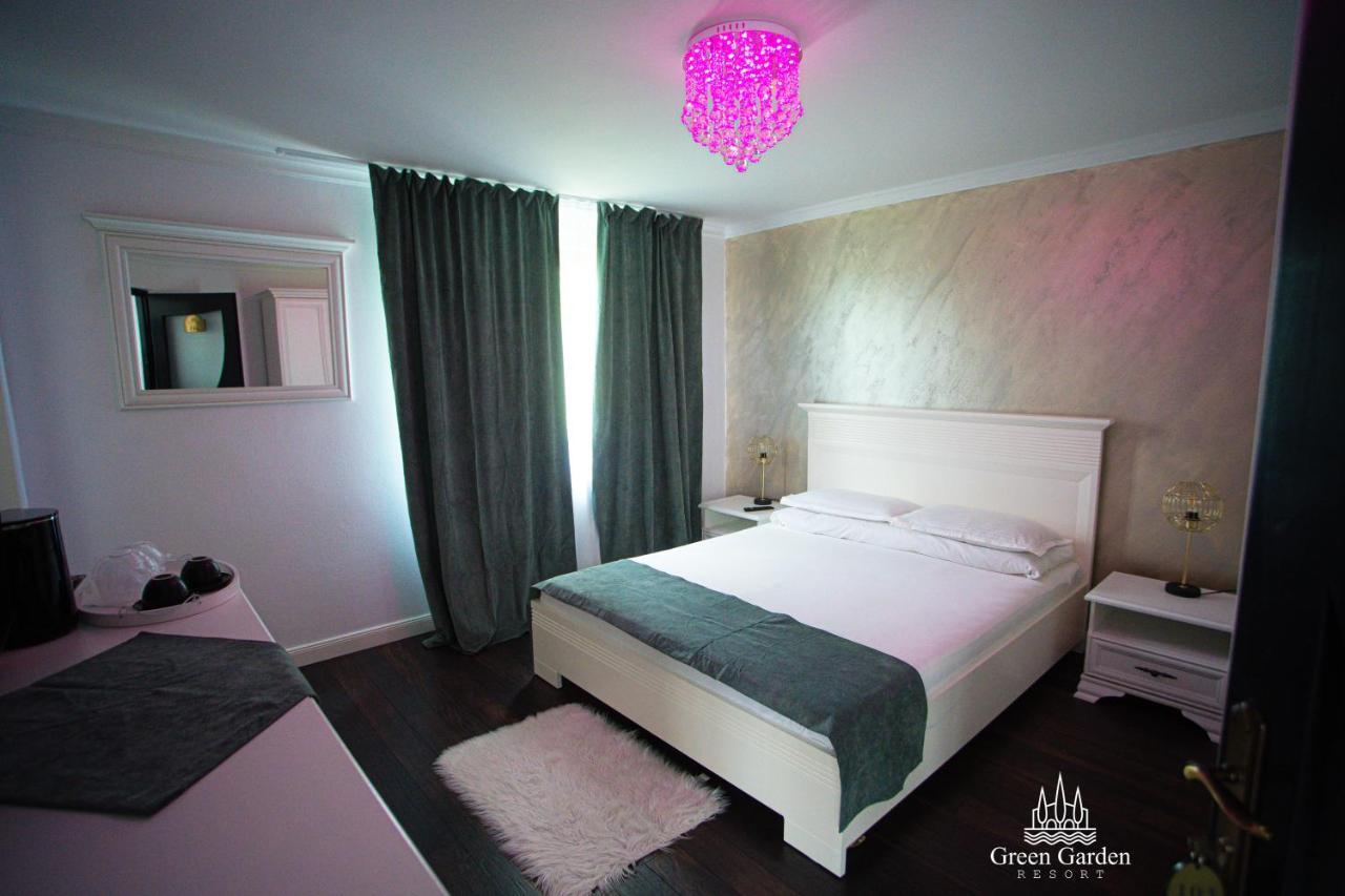 Green Garden Resort Cicirlau Bagian luar foto